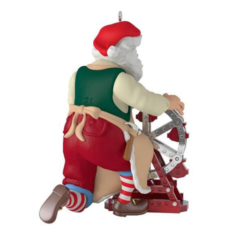 2020-Toymaker-Santa-2