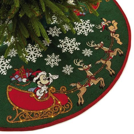 9995QFM6285-Oh-What-Fun-Tree-Skirt-2